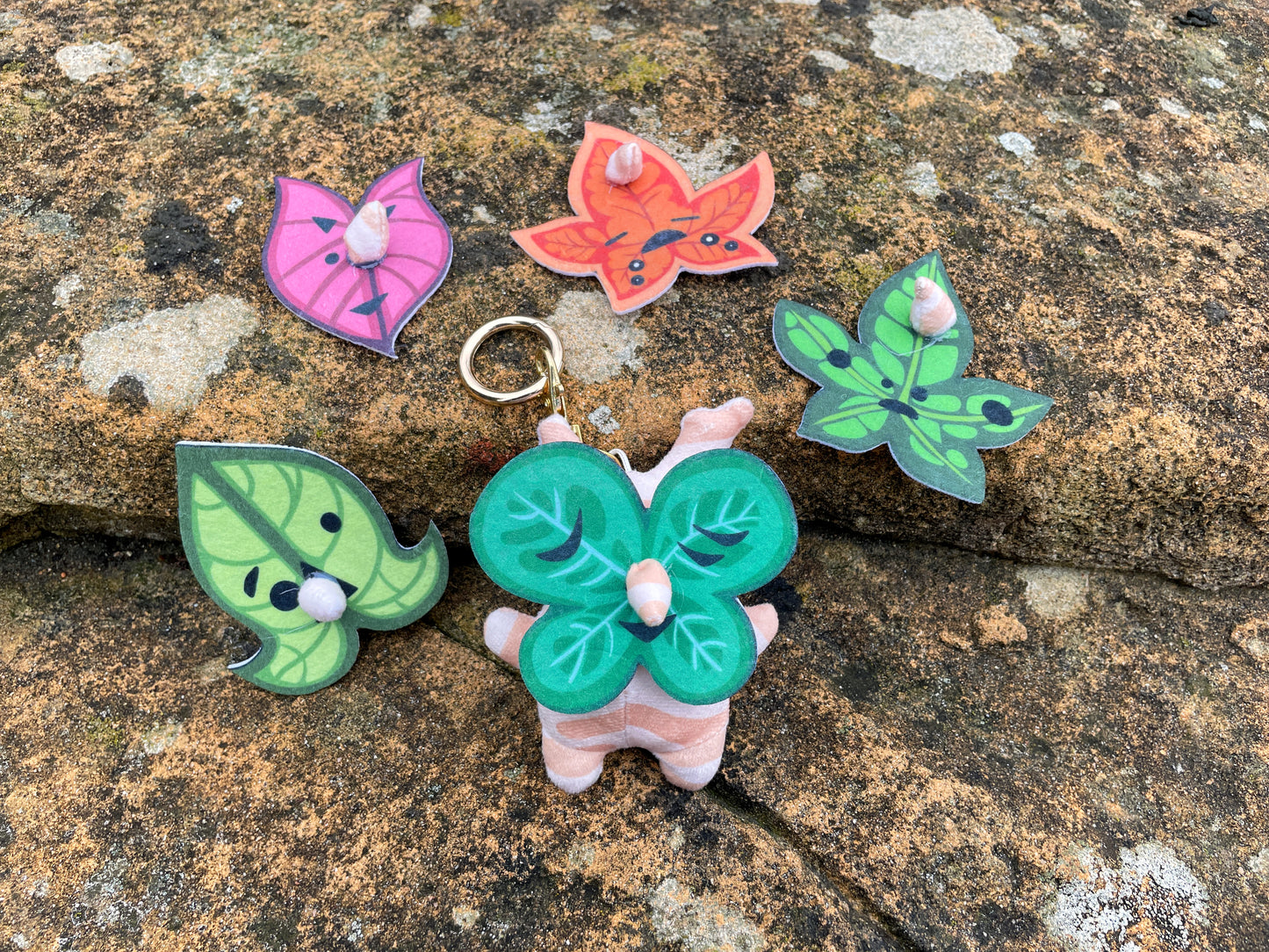 《The Legend of Zelda》 - Korok Plush Keychain (Sound-making Toy)