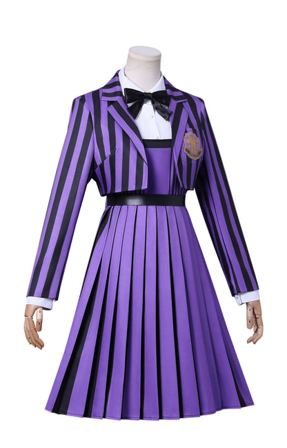 Wednesday | Uniforme violet d’Enid